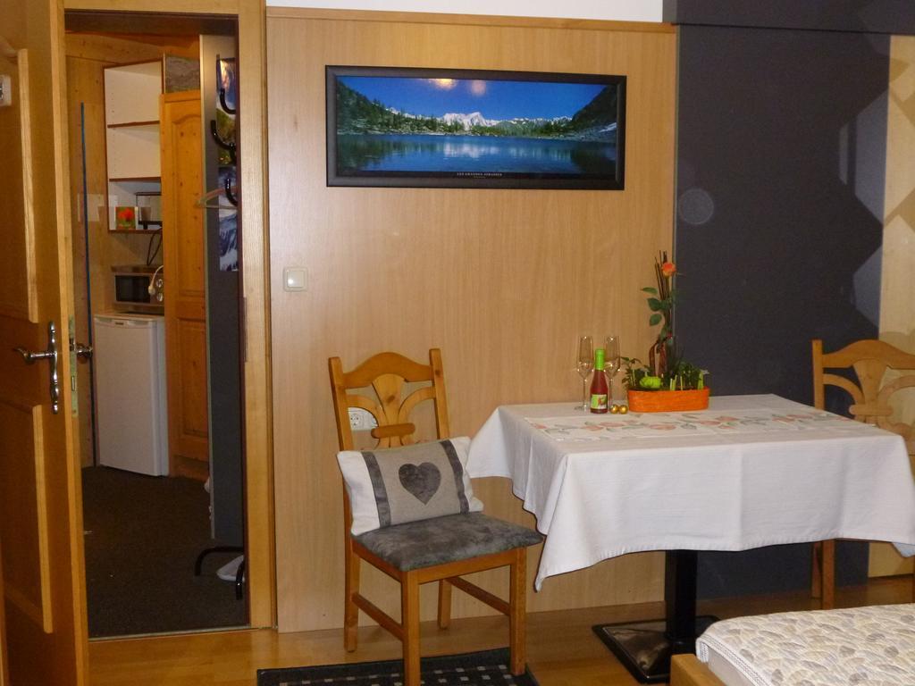 Ferienwohnungen Hauser Waidring Room photo